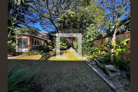 Casa à venda com 380m², 3 quartos e 5 vagasQuintal