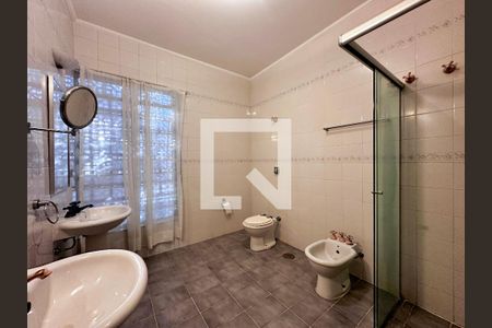 Casa à venda com 380m², 3 quartos e 5 vagasBanheiro Social