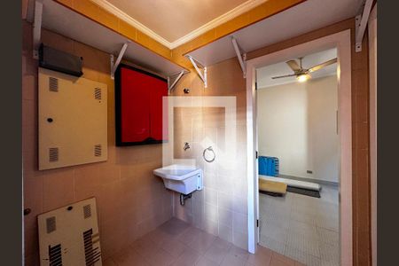 Casa à venda com 380m², 3 quartos e 5 vagasEspaço de Serviço