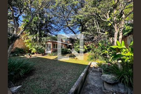 Casa à venda com 380m², 3 quartos e 5 vagasQuintal
