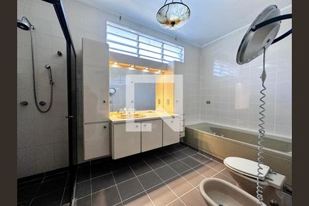 Casa à venda com 380m², 3 quartos e 5 vagasBanheiro Suíte