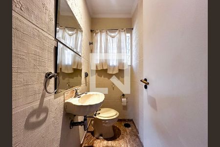 Casa à venda com 380m², 3 quartos e 5 vagasLavabo