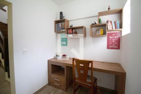 Casa à venda com 196m², 3 quartos e 4 vagasEscritório