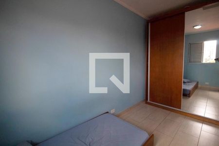 Casa à venda com 196m², 3 quartos e 4 vagasQuarto 2