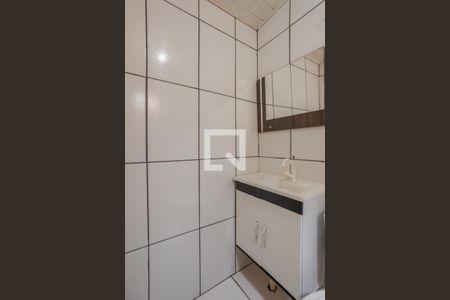 Banheiro de casa para alugar com 1 quarto, 32m² em Santa Rosa de Lima, Porto Alegre