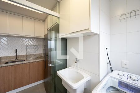 Apartamento à venda com 98m², 3 quartos e 2 vagas Apartamento à venda com 98m², 3 quartos e 2 vagasLavanderia