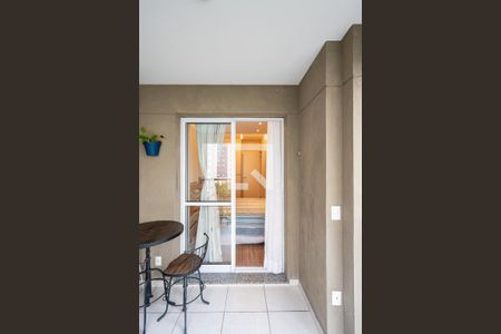 Apartamento à venda com 98m², 3 quartos e 2 vagas Apartamento à venda com 98m², 3 quartos e 2 vagasVaranda da Suíte