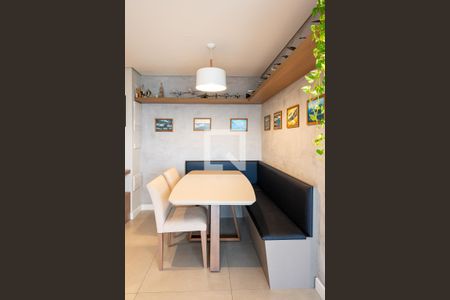 Apartamento à venda com 98m², 3 quartos e 2 vagas Apartamento à venda com 98m², 3 quartos e 2 vagasSala