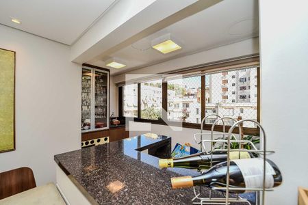 Sala de apartamento à venda com 2 quartos, 80m² em São João, Porto Alegre