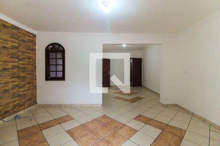 Sala de casa à venda com 3 quartos, 200m² em Jardim Nossa Senhora do Carmo, São Paulo
