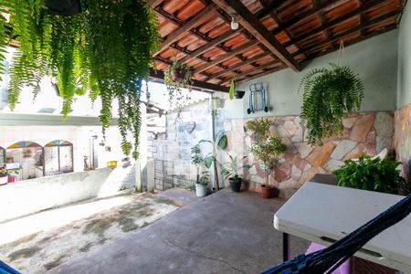 Casa à venda com 206m², 3 quartos e 2 vagasArea externa