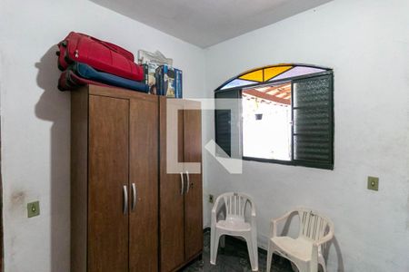 Casa à venda com 206m², 3 quartos e 2 vagasQuarto