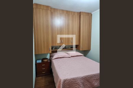 Casa à venda com 200m², 3 quartos e 2 vagas Casa à venda com 200m², 3 quartos e 2 vagasQuarto 2