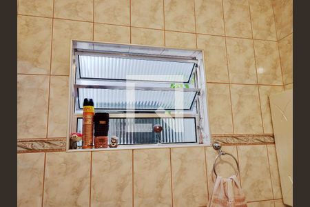 Casa à venda com 200m², 3 quartos e 2 vagas Casa à venda com 200m², 3 quartos e 2 vagasQuarto 2 - Banheiro