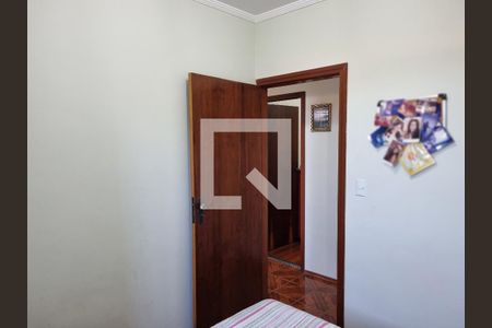 Casa à venda com 200m², 3 quartos e 2 vagas Casa à venda com 200m², 3 quartos e 2 vagasQuarto 3