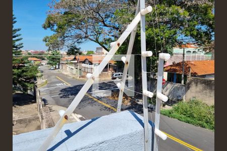 Casa à venda com 200m², 3 quartos e 2 vagas Casa à venda com 200m², 3 quartos e 2 vagasVista da Rua