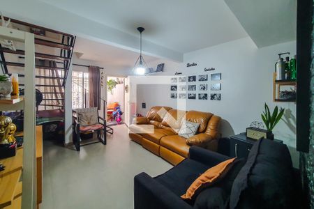 sala de casa para alugar com 2 quartos, 133m² em Vila Monumento, São Paulo