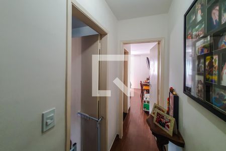 corredor de casa para alugar com 2 quartos, 133m² em Vila Monumento, São Paulo