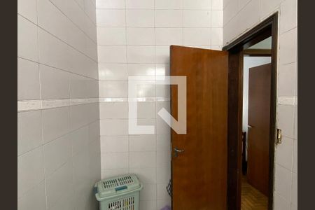 Apartamento à venda com 80m², 2 quartos e sem vagaBanheiro