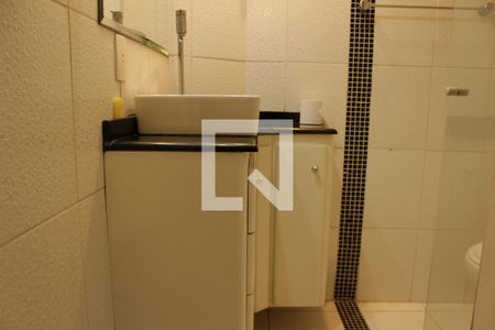 Apartamento para alugar com 66m², 2 quartos e 1 vagaBanheiro