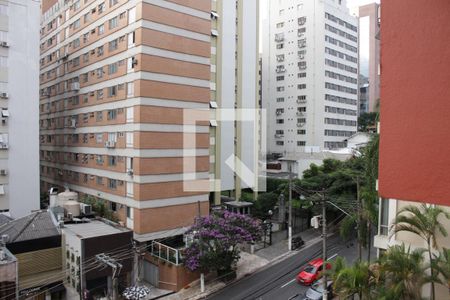Apartamento para alugar com 66m², 2 quartos e 1 vagaSala - Vista