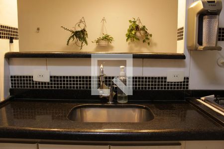 Apartamento para alugar com 66m², 2 quartos e 1 vagaCozinha