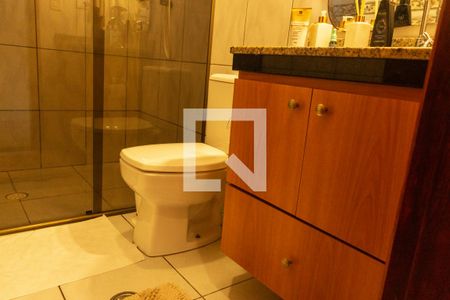 Casa à venda com 342m², 3 quartos e 4 vagas Casa à venda com 342m², 3 quartos e 4 vagasBanheiro da Suíte