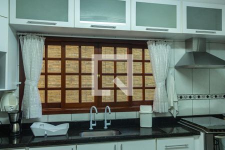 Casa à venda com 342m², 3 quartos e 4 vagas Casa à venda com 342m², 3 quartos e 4 vagasCozinha