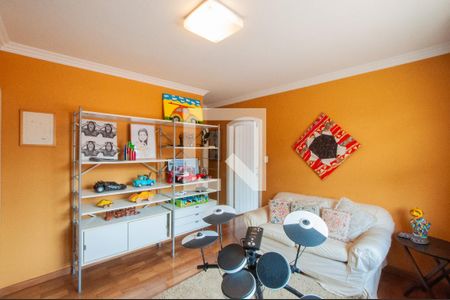 Casa à venda com 493m², 4 quartos e 4 vagas Casa à venda com 493m², 4 quartos e 4 vagasSuíte Anexa - Sala