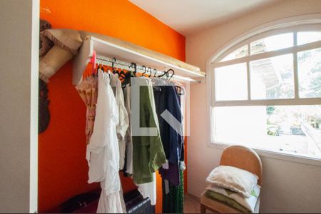 Casa à venda com 493m², 4 quartos e 4 vagas Casa à venda com 493m², 4 quartos e 4 vagasQuarto de Serviço 2