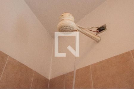 Casa à venda com 493m², 4 quartos e 4 vagas Casa à venda com 493m², 4 quartos e 4 vagasBanheiro de serviço 1