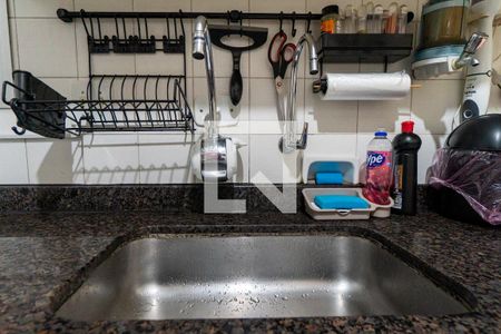 Casa à venda com 67m², 2 quartos e 1 vagaCozinha Detalhe