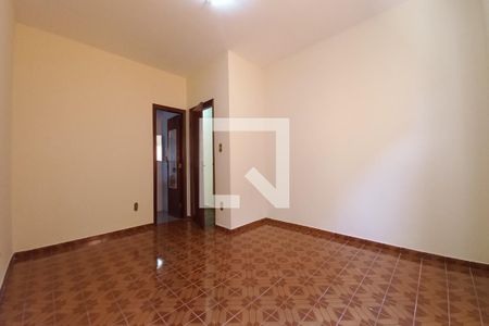 Casa à venda com 185m², 4 quartos e 2 vagasQuarto 3 - Suíte