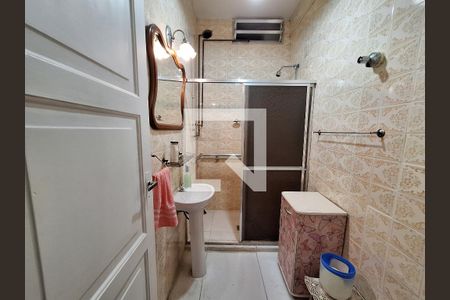 Banheiro  de apartamento para alugar com 1 quarto, 50m² em Flamengo, Rio de Janeiro