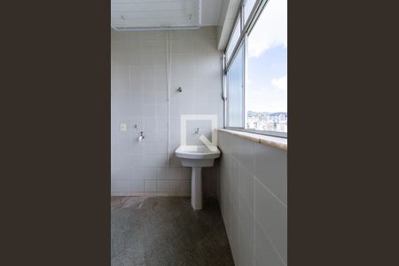 Apartamento para alugar com 123m², 2 quartos e 1 vagaÁrea de serviço