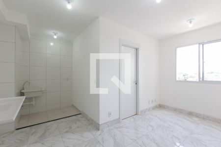 Sala / Cozinha de apartamento para alugar com 2 quartos, 45m² em Vila Norma, São Paulo
