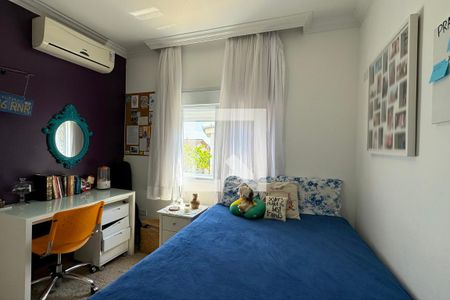 Casa de condomínio à venda com 351m², 3 quartos e 4 vagasSuíte 2