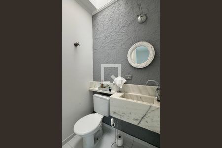 Lavabo de casa de condomínio à venda com 3 quartos, 351m² em Alphaville, Santana de Parnaíba