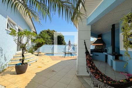 Casa de condomínio à venda com 351m², 3 quartos e 4 vagasVaranda