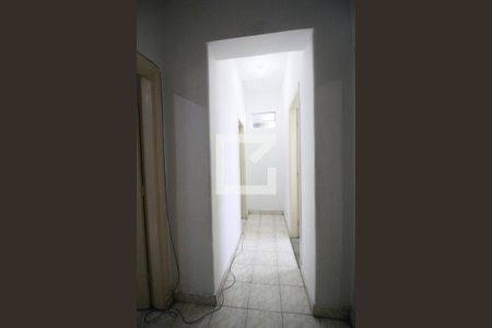 Casa à venda com 140m², 4 quartos e 3 vagasCorredor Quartos