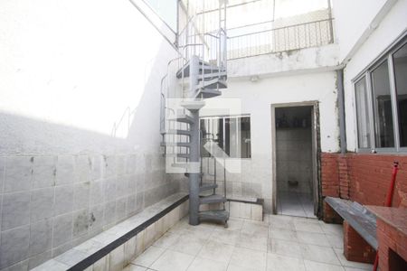 Casa à venda com 140m², 4 quartos e 3 vagasChurrasqueira-Garagem
