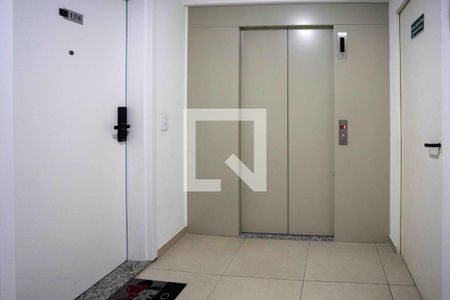 Apartamento para alugar com 55m², 2 quartos e 1 vagaHall de entrada