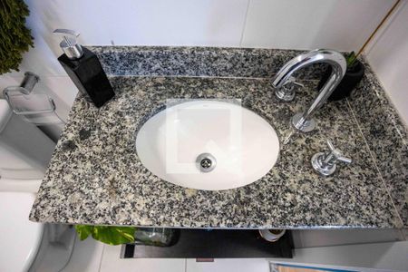 Apartamento para alugar com 55m², 2 quartos e 1 vagaBanheiro Social