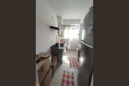 Apartamento à venda com 48m², 2 quartos e 1 vaga Apartamento à venda com 48m², 2 quartos e 1 vagaCozinha e Área de Serviço
