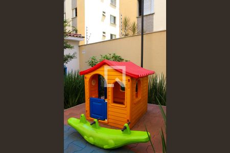Apartamento à venda com 32m², 1 quarto e sem vaga Apartamento à venda com 32m², 1 quarto e sem vagaÁrea comum - Playground