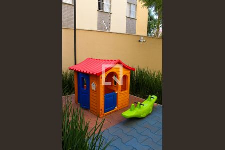 Apartamento à venda com 32m², 1 quarto e sem vaga Apartamento à venda com 32m², 1 quarto e sem vagaÁrea comum - Playground