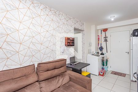 Sala de apartamento para alugar com 2 quartos, 32m² em Parque Fongaro, São Paulo