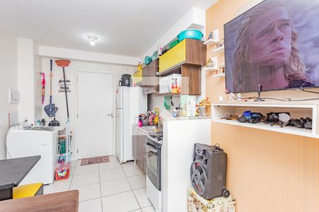Sala de apartamento para alugar com 2 quartos, 32m² em Parque Fongaro, São Paulo