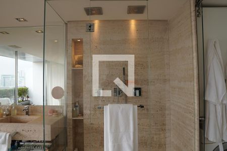 Apartamento para alugar com 120m², 1 quarto e 2 vagasBanheiro