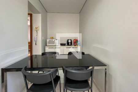 Apartamento à venda com 211m², 4 quartos e 3 vagasCozinha